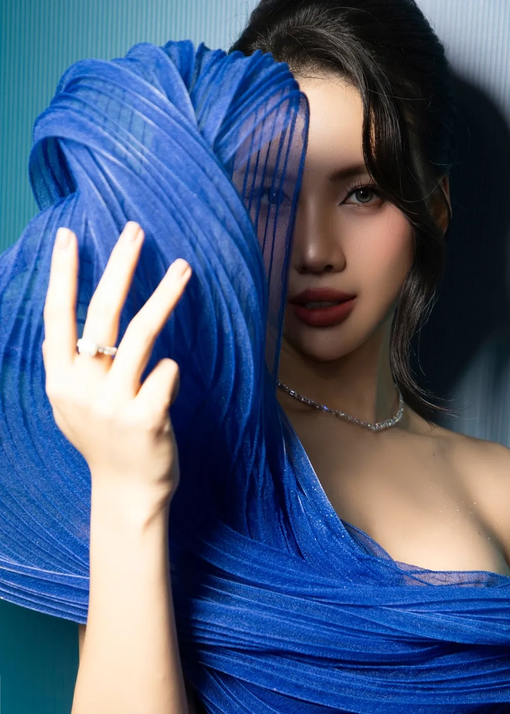 Câu chuyện thật đằng sau Bùi Quỳnh Hoa là ai