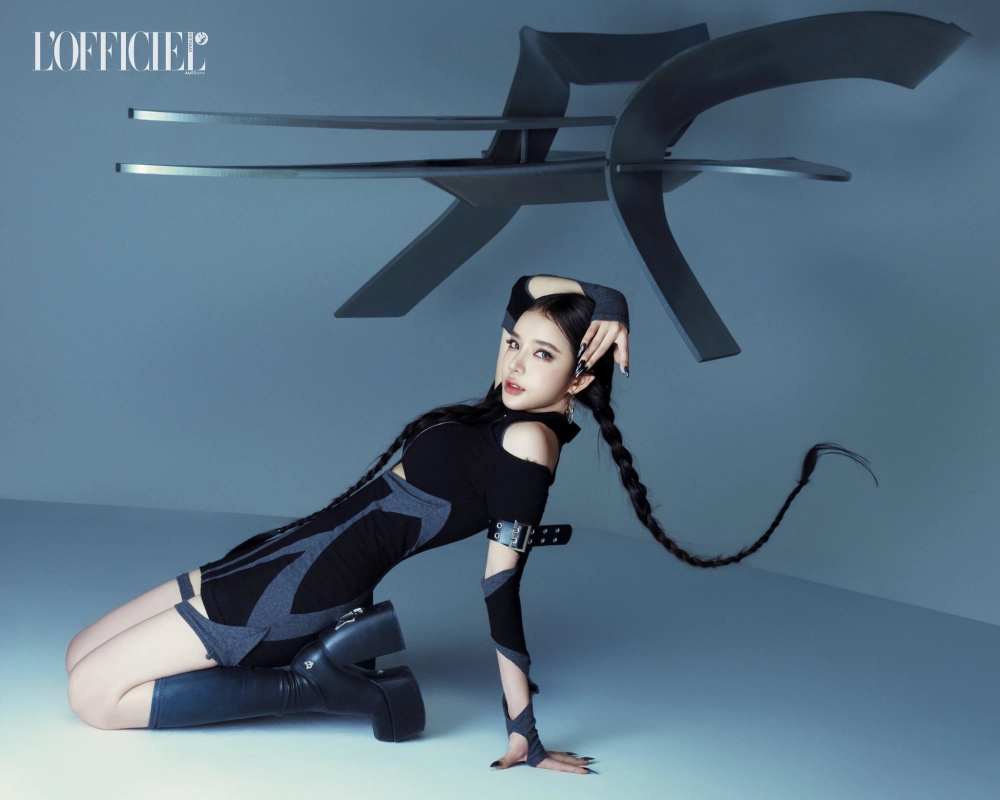 Tranh cãi quanh việc ca sĩ LyLy có sửa mũi không