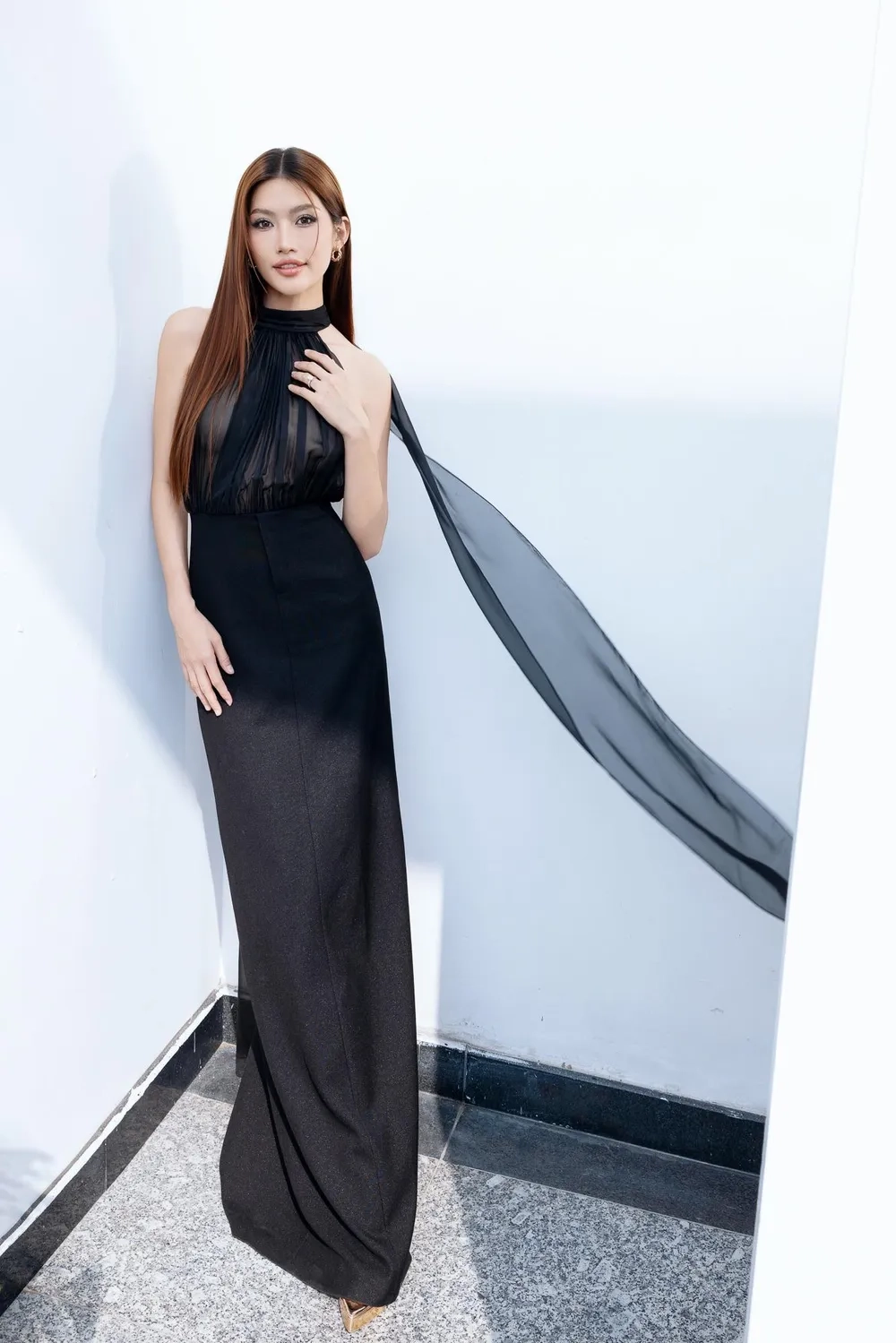 Sự nghiệp thăng hoa của Chế Nguyễn Quỳnh Châu Á hậu