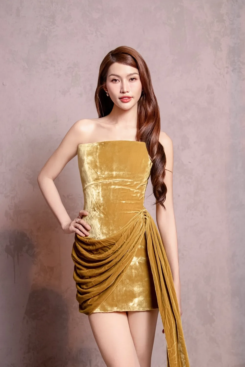 Hành trình toả sáng của Á hậu Chế Nguyễn Quỳnh Châu