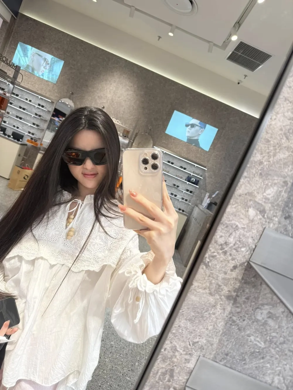 Visual ngày ấy của Chu Thanh Huyền trước phẫu thuật