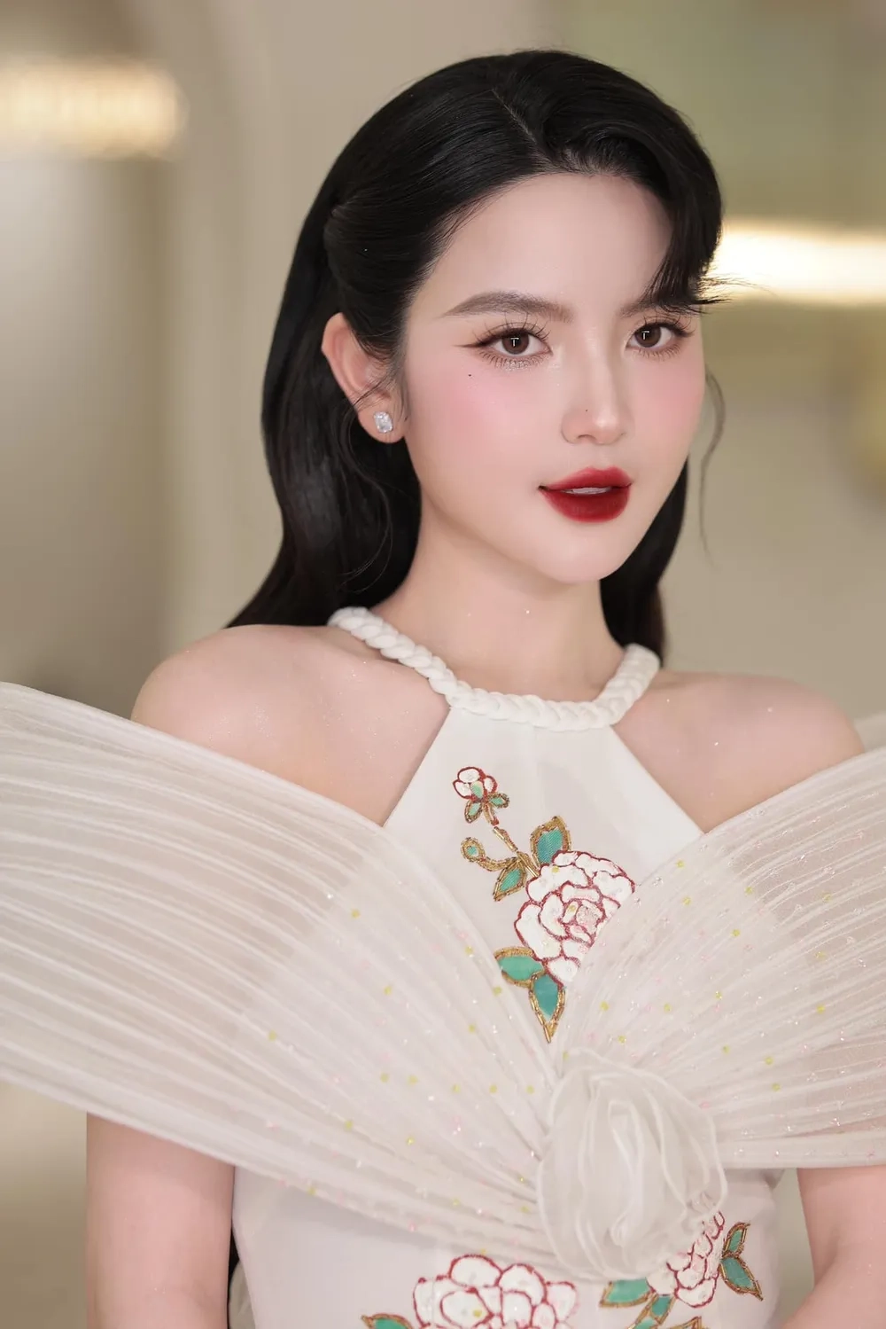 Bộ sưu tập ảnh cực đẹp hình ảnh Chu Thanh Huyền