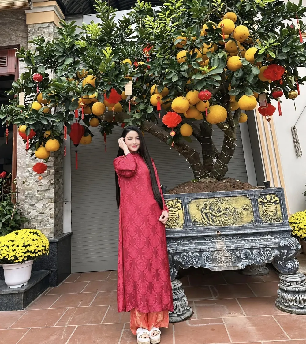 Sự khác biệt rõ rệt Chu Thanh Huyền chưa phẫu thuật thẩm mỹ