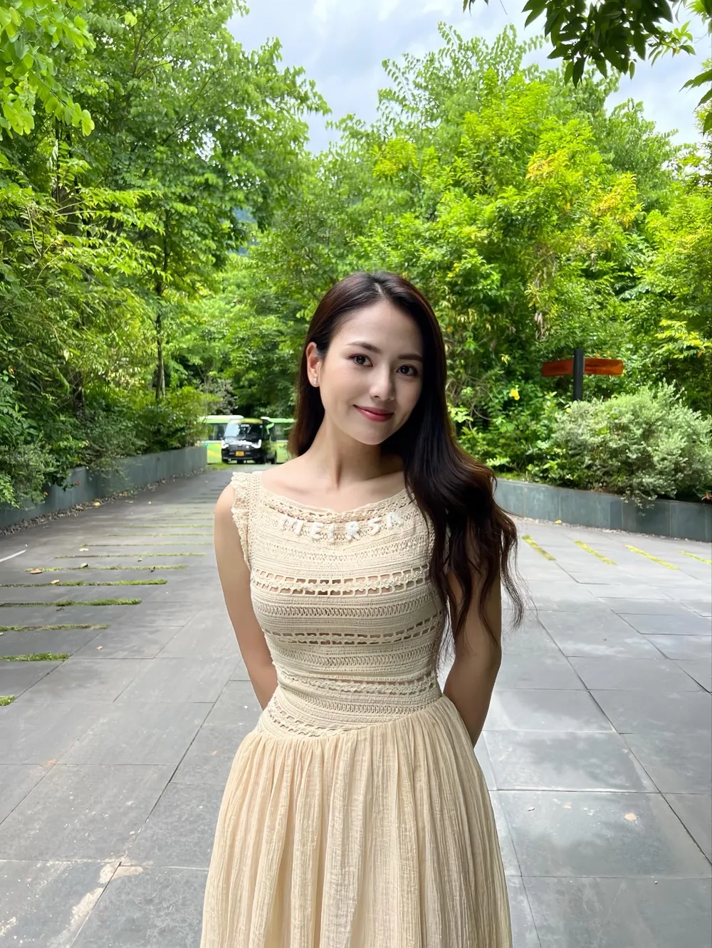 Tin đồn về diễn viên Việt Hoa phẫu thuật thẩm mỹ