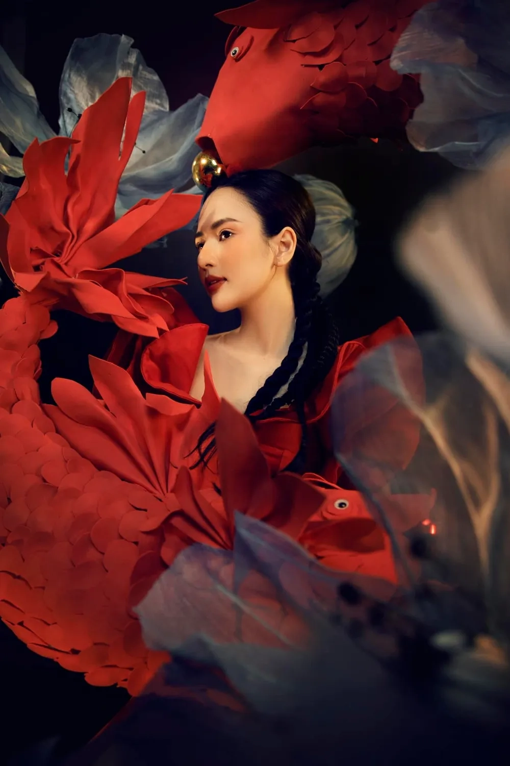 Góp mặt trong dàn diễn viên phim Hoa vương Việt Nam