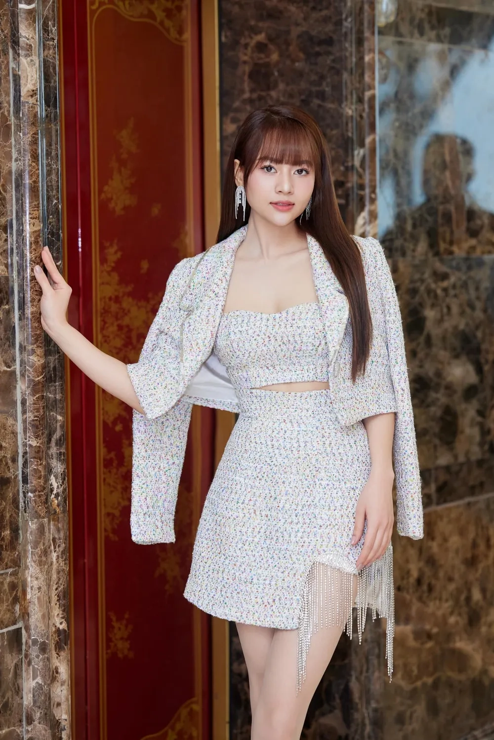 Nổi bật trong diễn viên Việt Hoa Cô gái nhà người ta