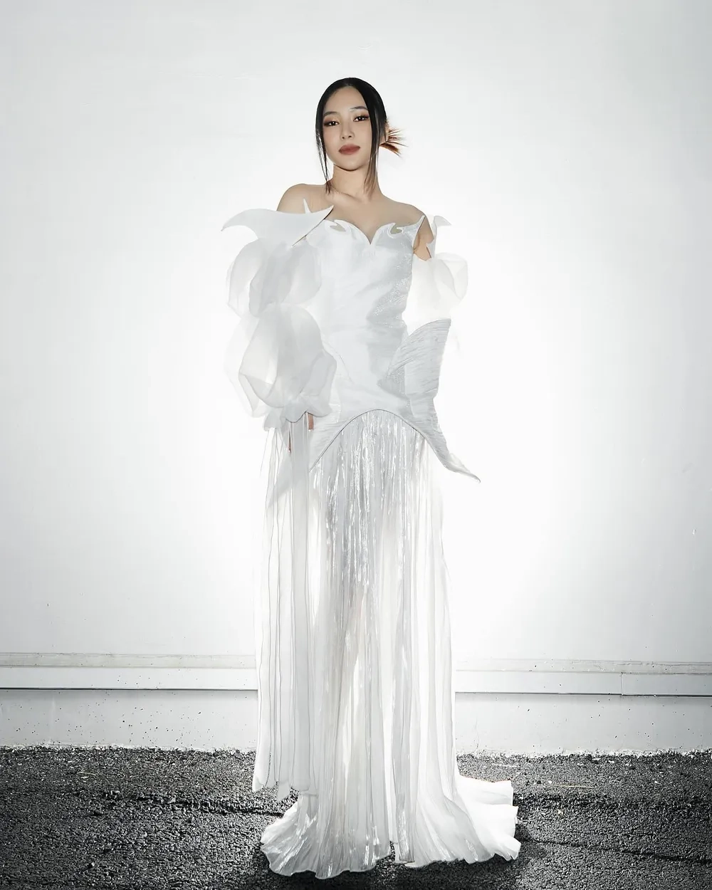 Nghe lại bản hit đình đám lời bài hát Hương Tràm Em gái mưa