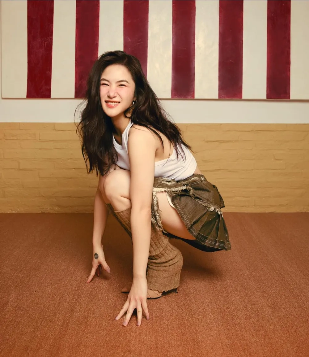 Thông tin gây sốc về Hương Tràm sinh con cho ai