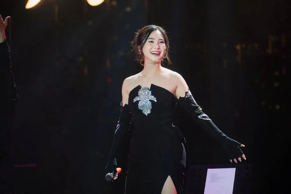 Bạn biết Hương Tràm sinh năm bao nhiêu chưa