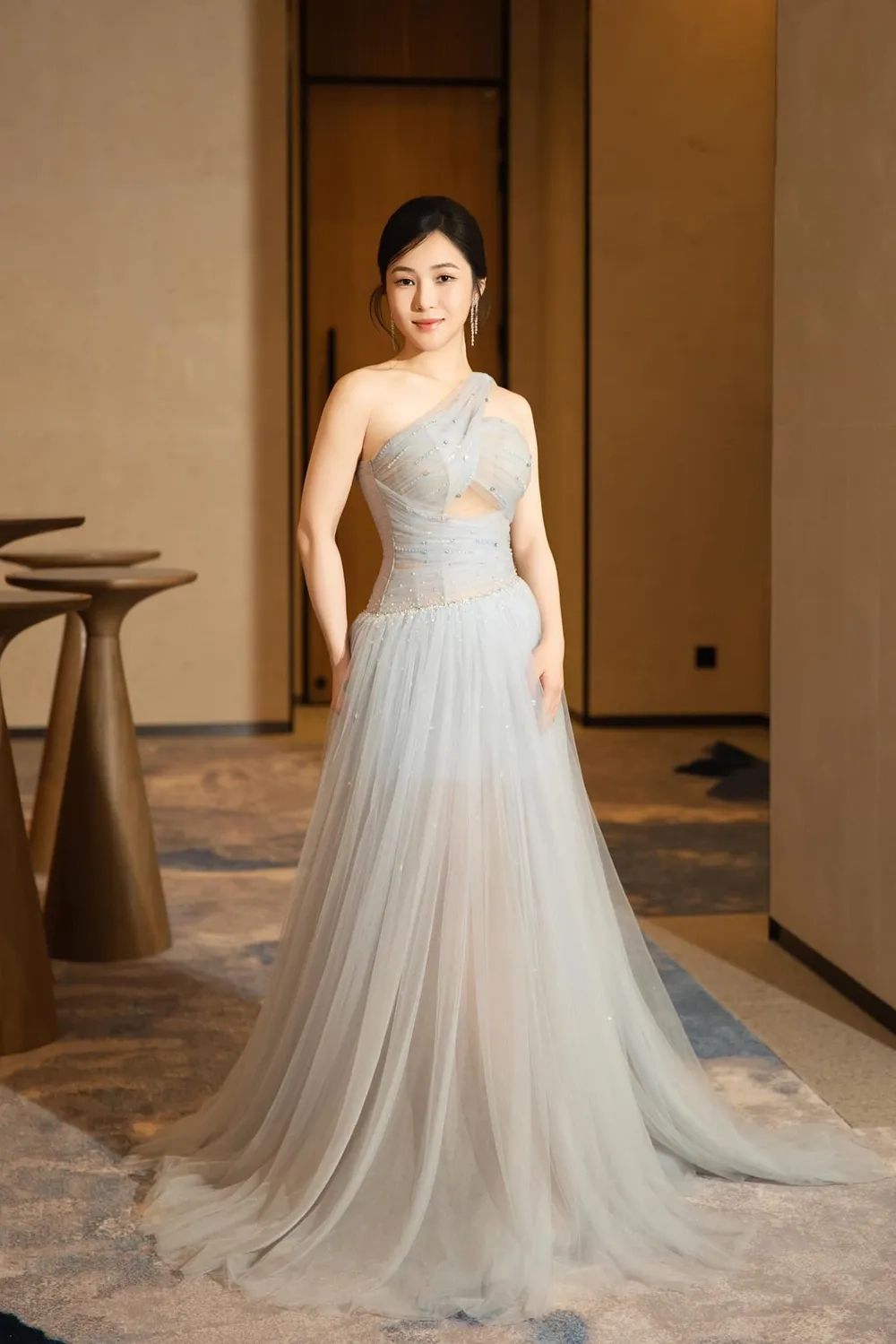 Loạt ảnh Hương Tràm thần thái đỉnh cao ai cũng yêu thích