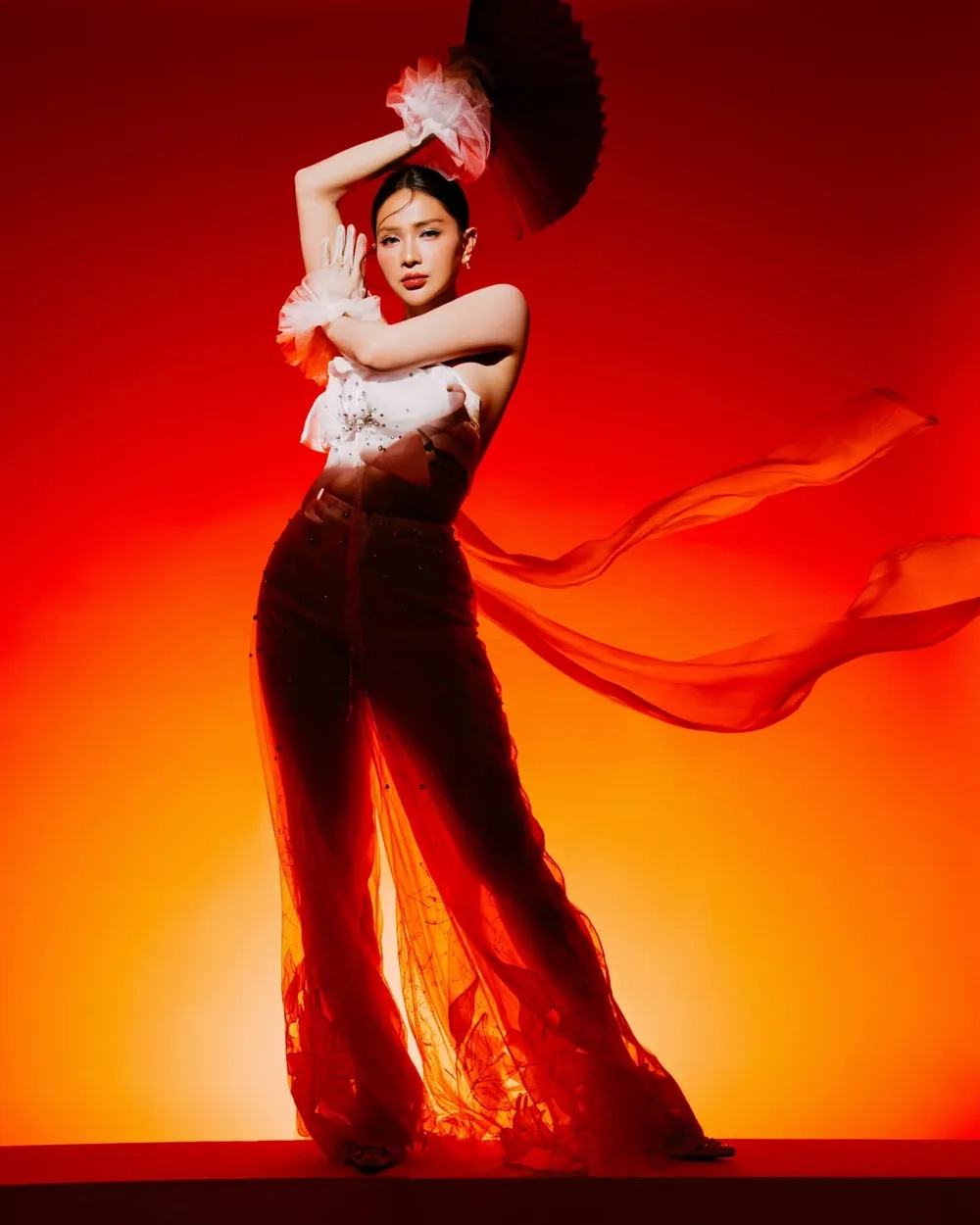 Rực rỡ sắc màu cùng hành trình rực rỡ Khả Như