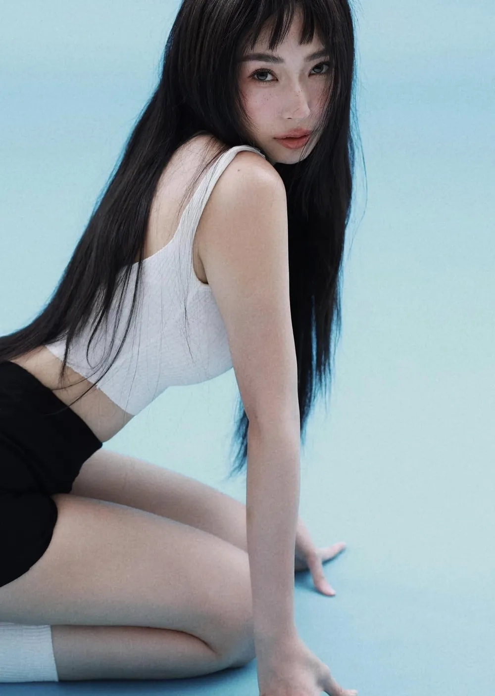 Bộ ảnh mới nhất của hình ảnh của Khổng Tú Quỳnh