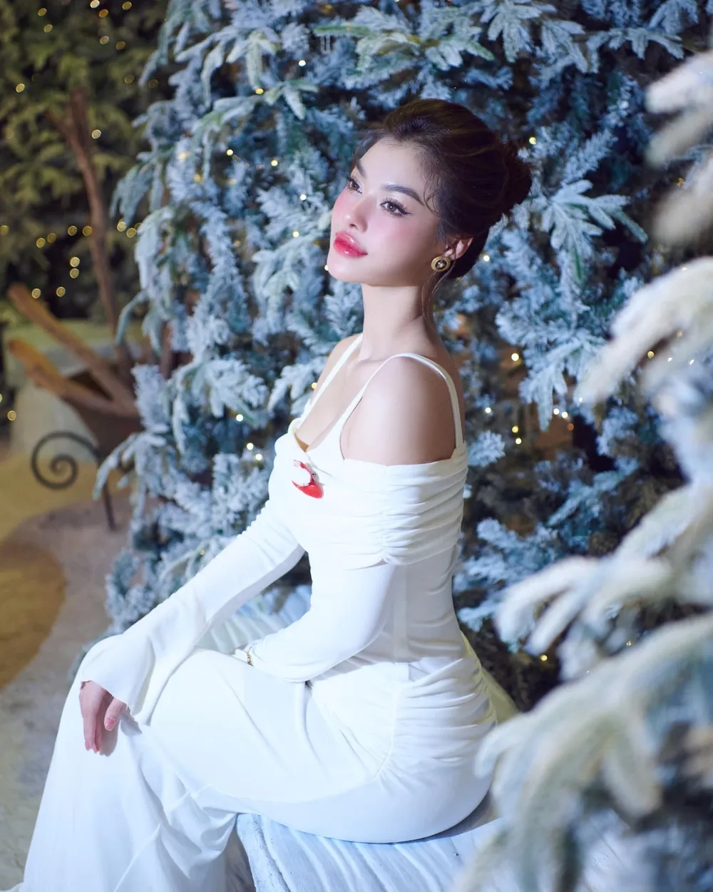 Những điều chưa biết về tiểu sử Lona Kiều Loan