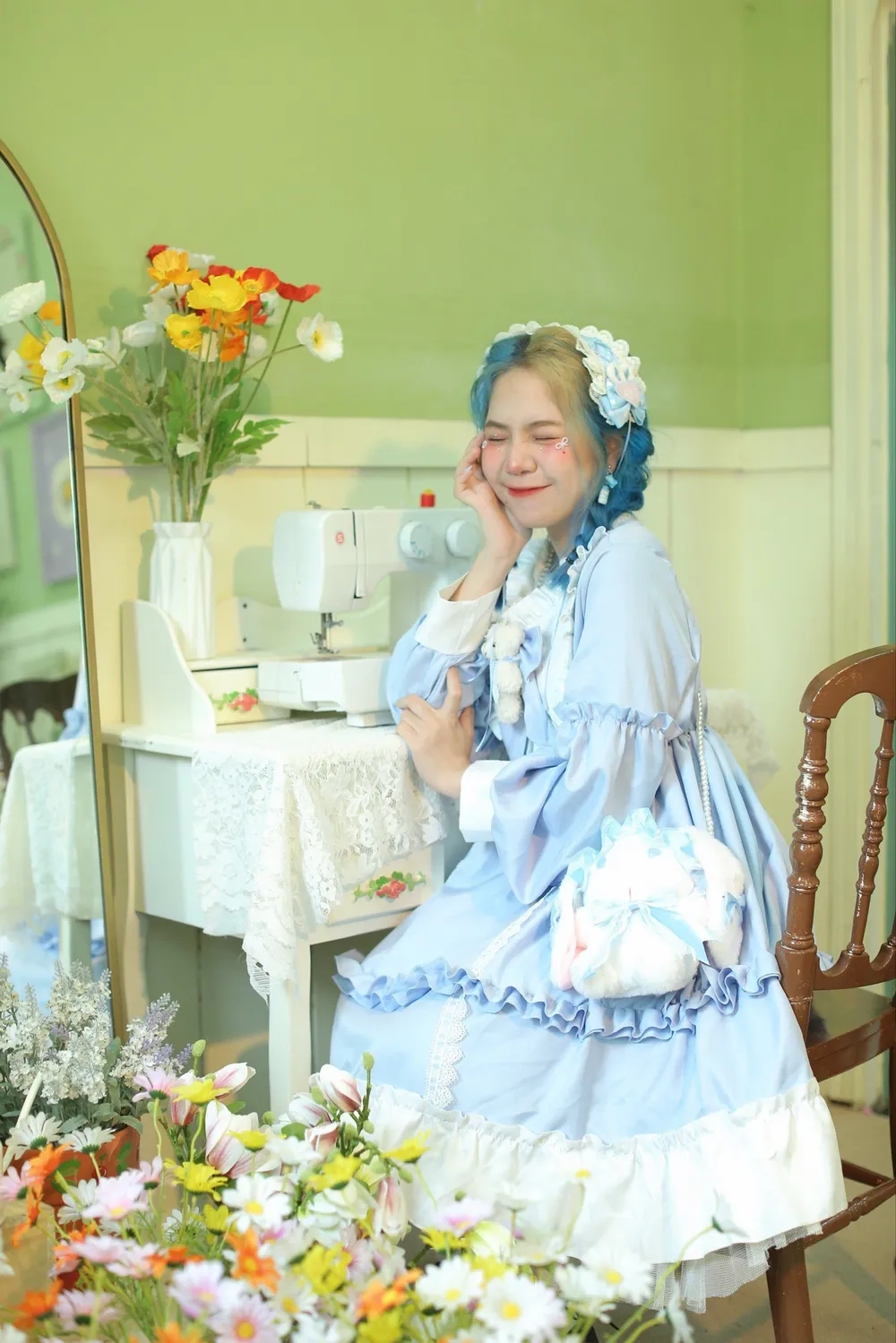 Khám phá thế giới dễ thương của chị Mèo Simmy