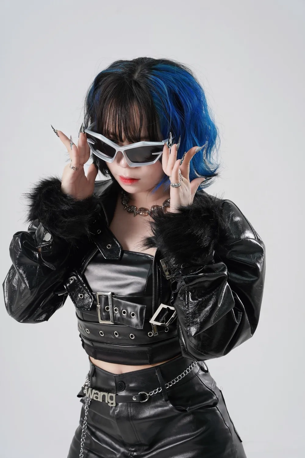 Giọng ca đáng yêu trong karaoke Mèo Simmy