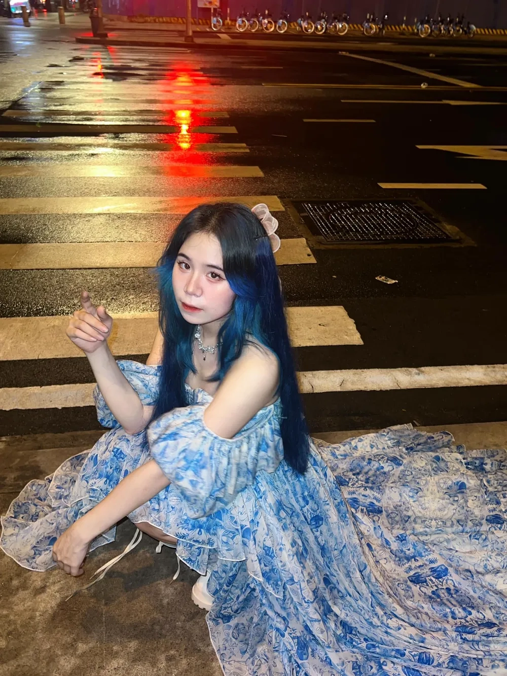 Fan tìm hiểu nhà của Mèo Simmy ở đâu