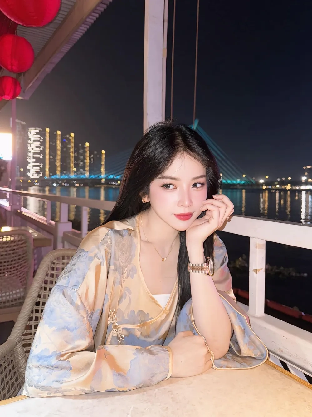 BST ảnh Mie đẹp như mơ khiến fan không thể rời mắt