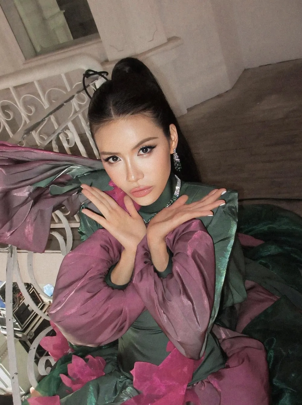 Cập nhật mới từ Minh Tú Official