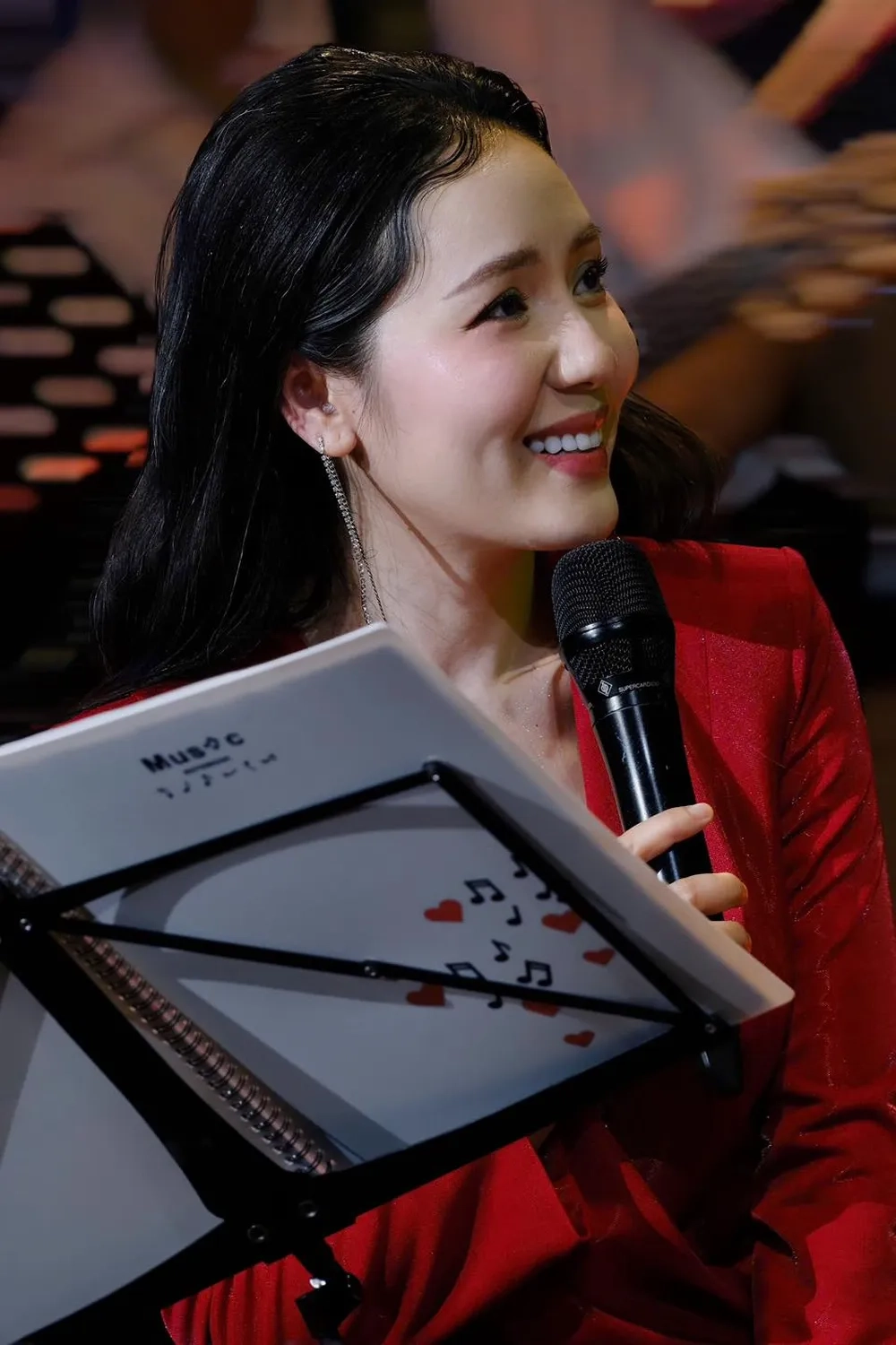 Hành trình nghệ thuật của Phương Linh ca sĩ