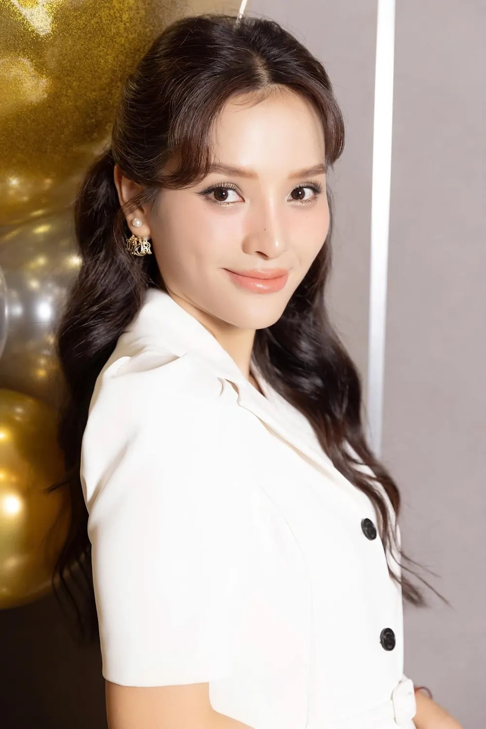 Sự nghiệp âm nhạc nổi bật của ca sĩ Phương Trinh Jolie