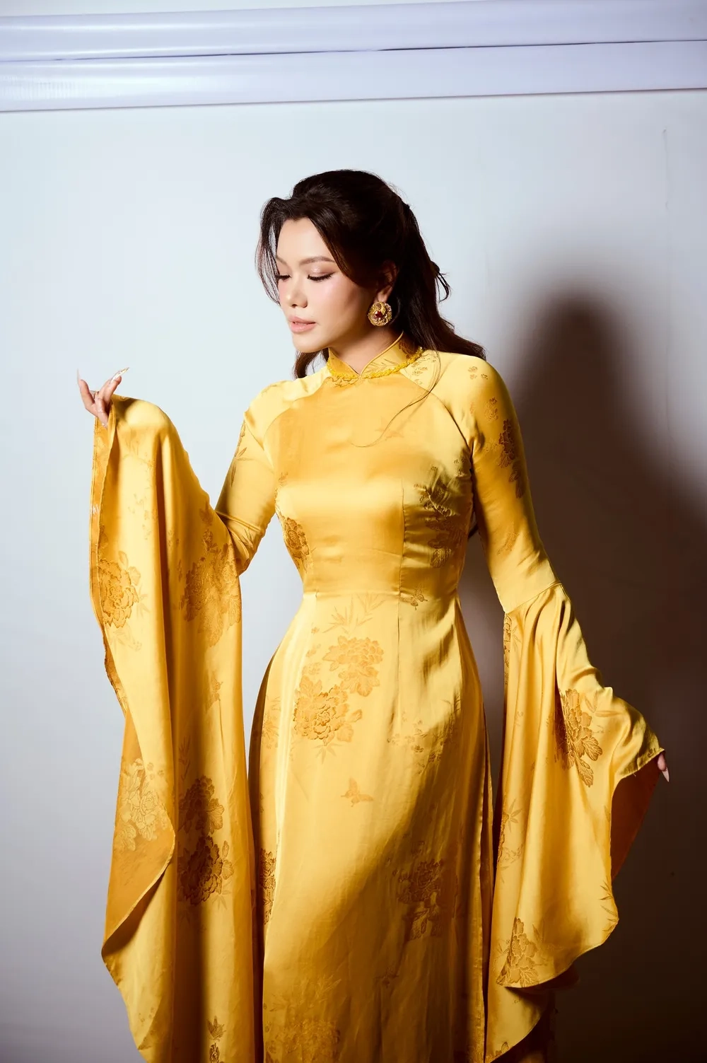 Theo dõi sản phẩm mới tại Phương Vy Official