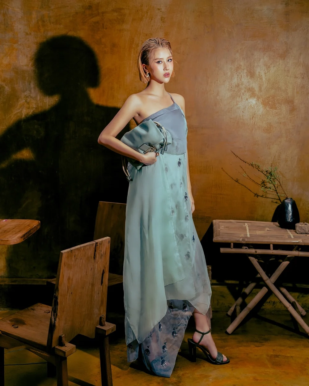 Hot girl đời đầu này thật ra Quỳnh Anh Shyn là ai