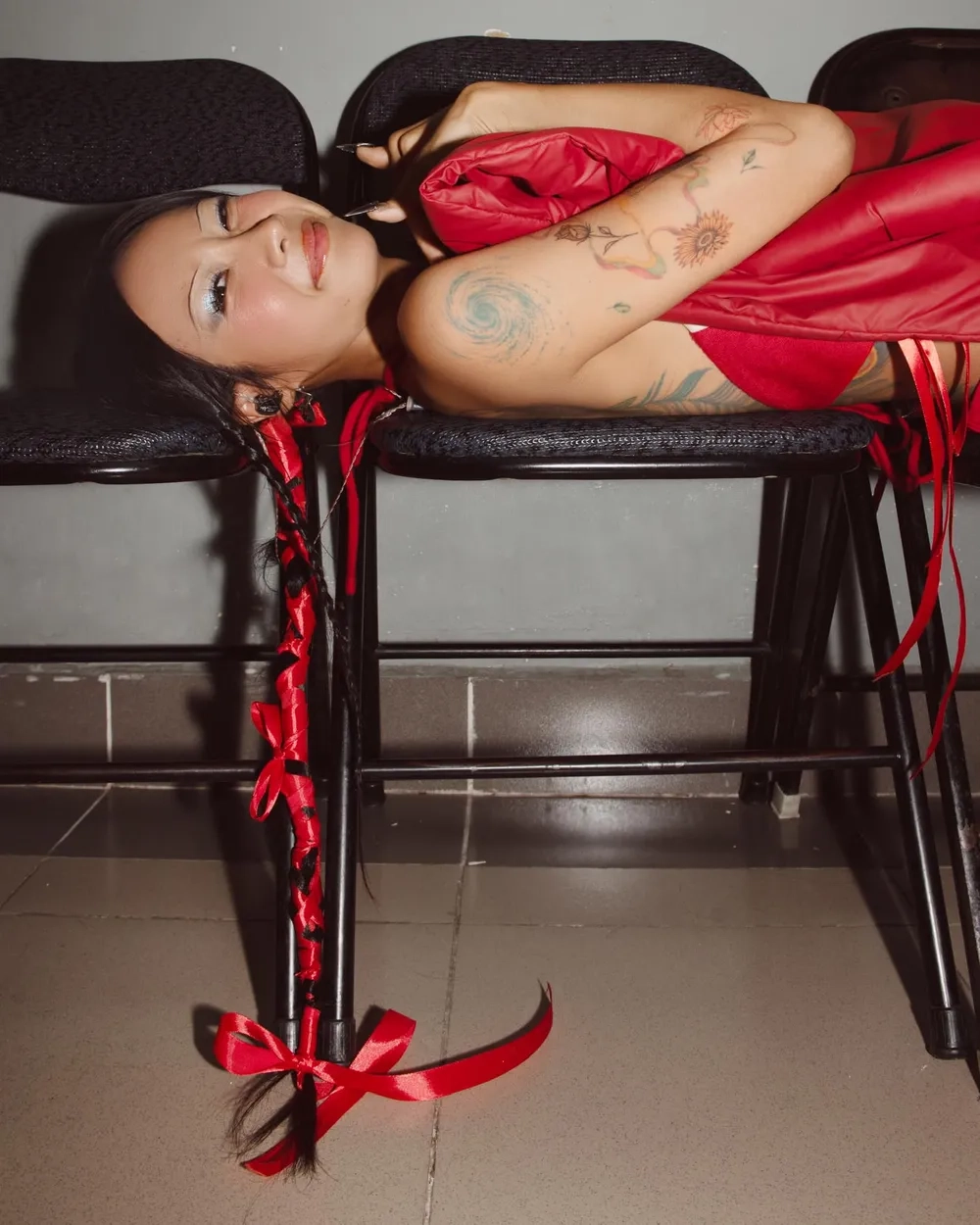 Hình ảnh ấn tượng trong Suboi mv