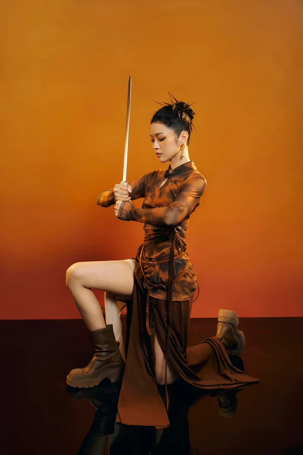 Profile chi tiết của ca sĩ Suni Hạ Linh được cập nhật