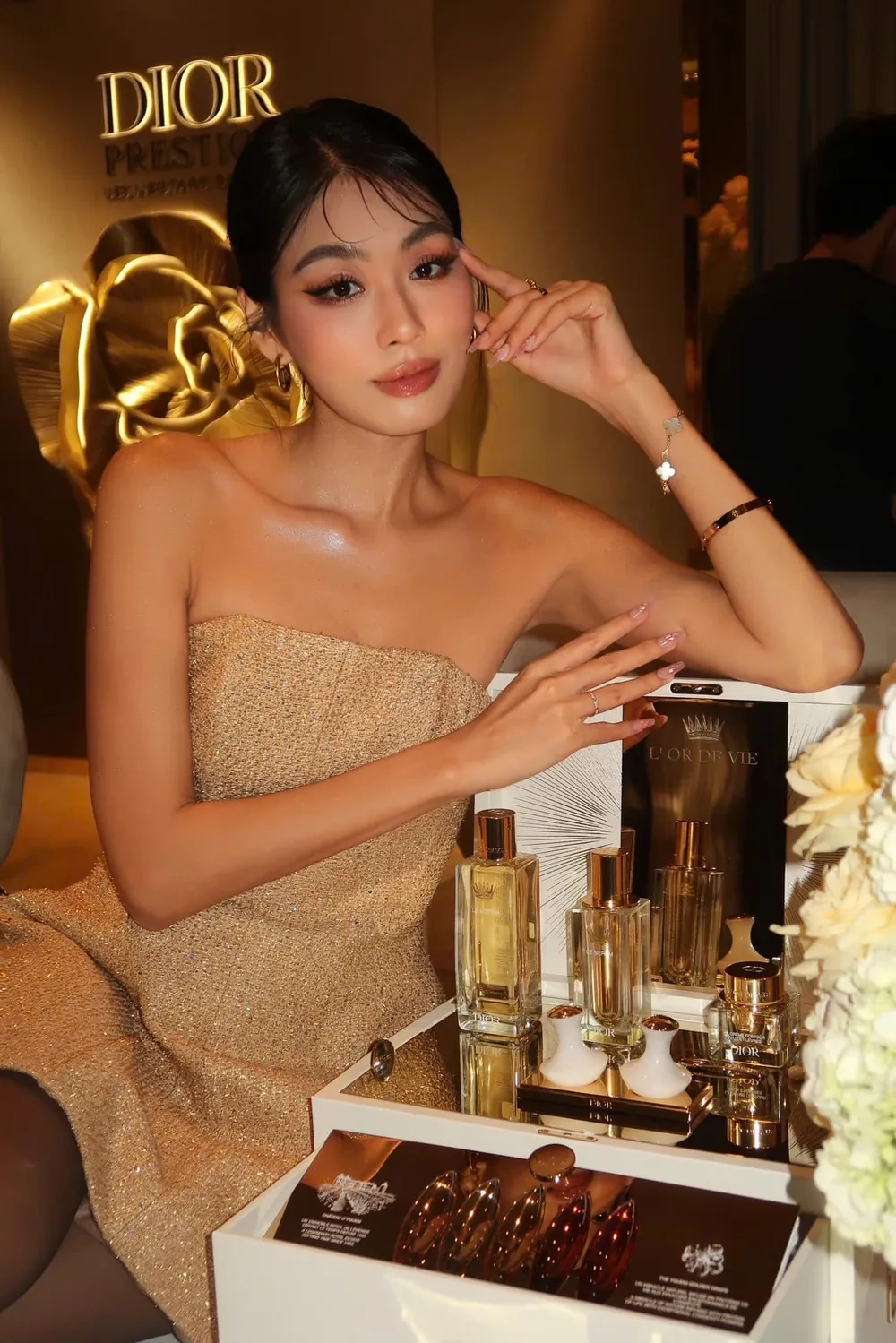 Nhan sắc đỉnh cao của A hậu Thảo Nhi Lê