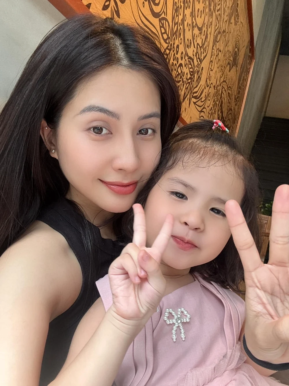 Bức ảnh gây bão của bé Sol Thiên An