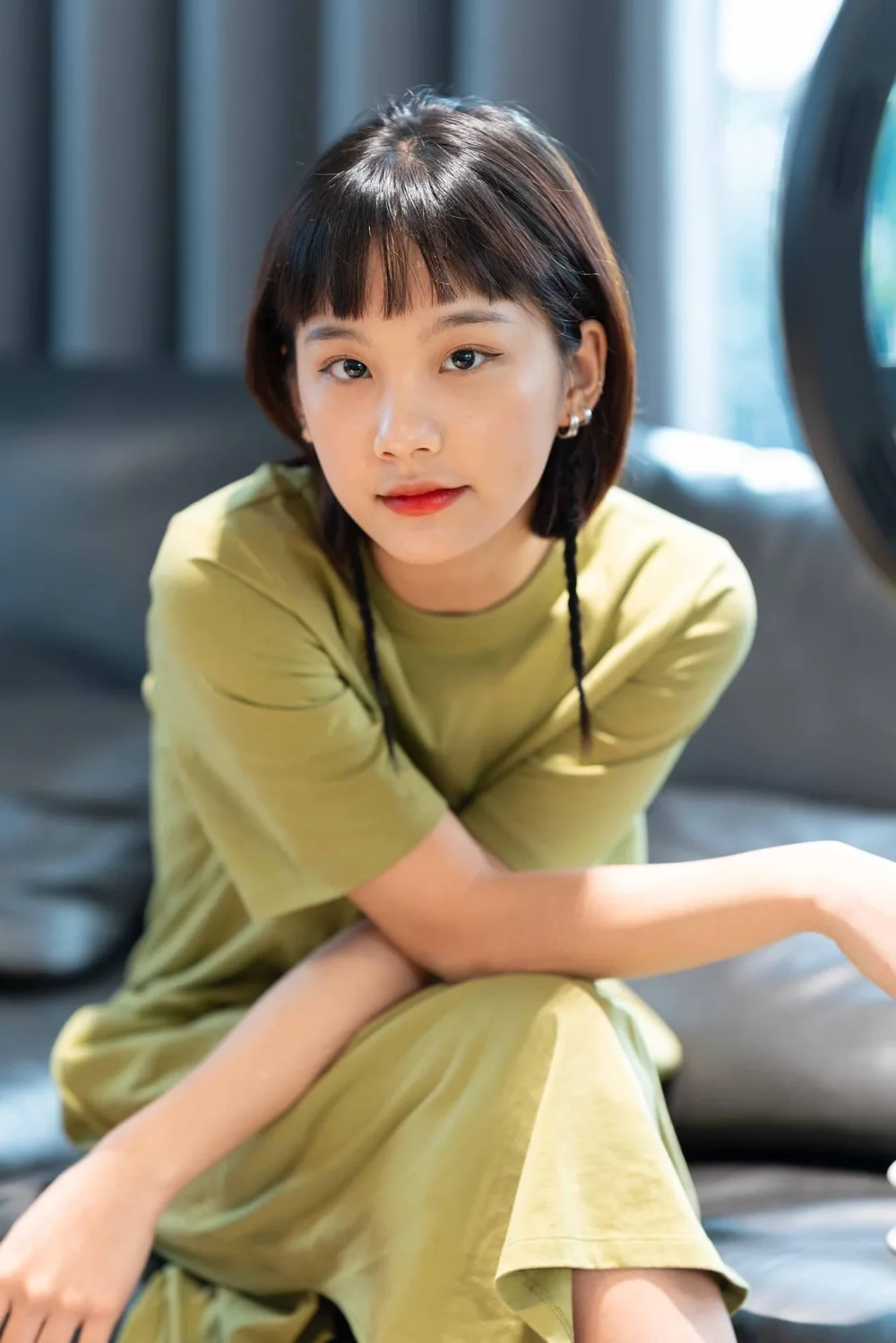 Tỏa sáng trong phim bom tấn Thu Hà Ceri Lật Mặt 7