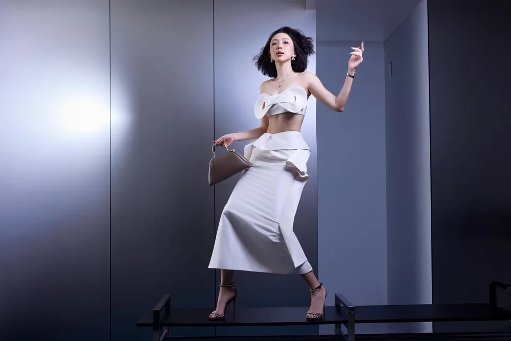 Bí mật được hé lộ Tóc Tiên có con chưa