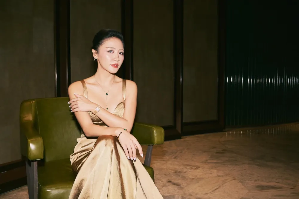 Hát cùng bản nhạc yêu thích karaoke Văn Mai Hương