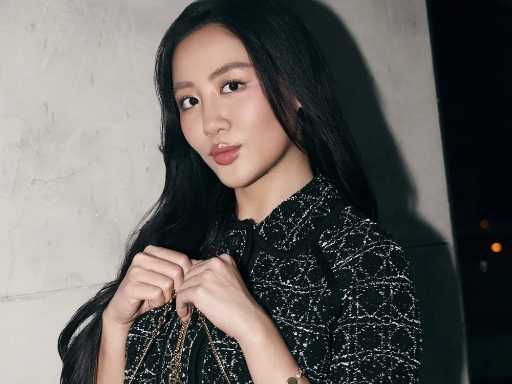 Diễn xuất và giọng hát hòa quyện trong Đại minh tinh Văn Mai Hương