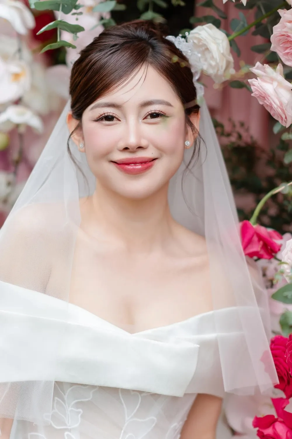 Câu hỏi hot nhất hôm nay Việt Phương Thoa là ai