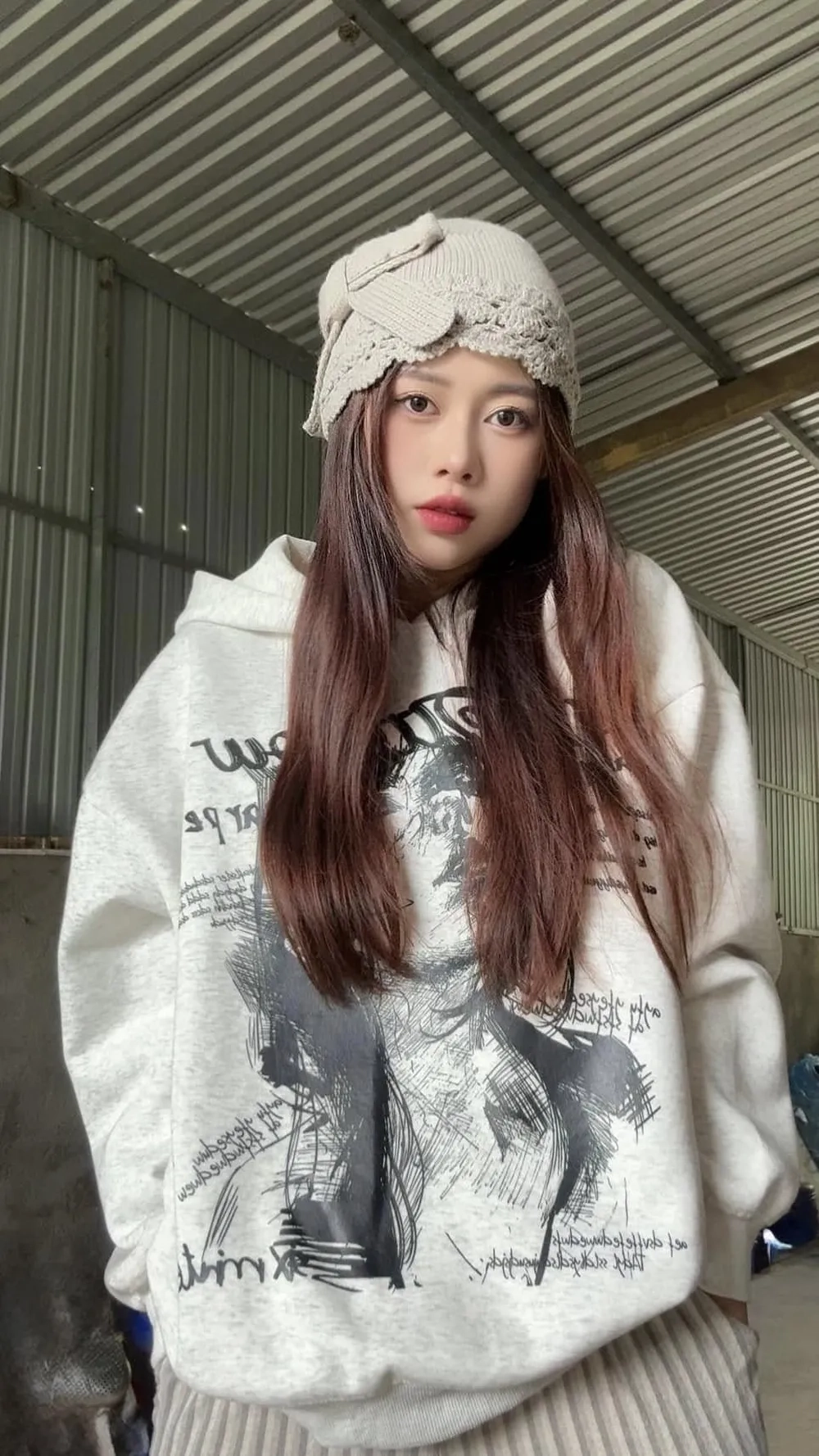 Loạt vlog đáng yêu khi Việt Phương Thoa đi ăn