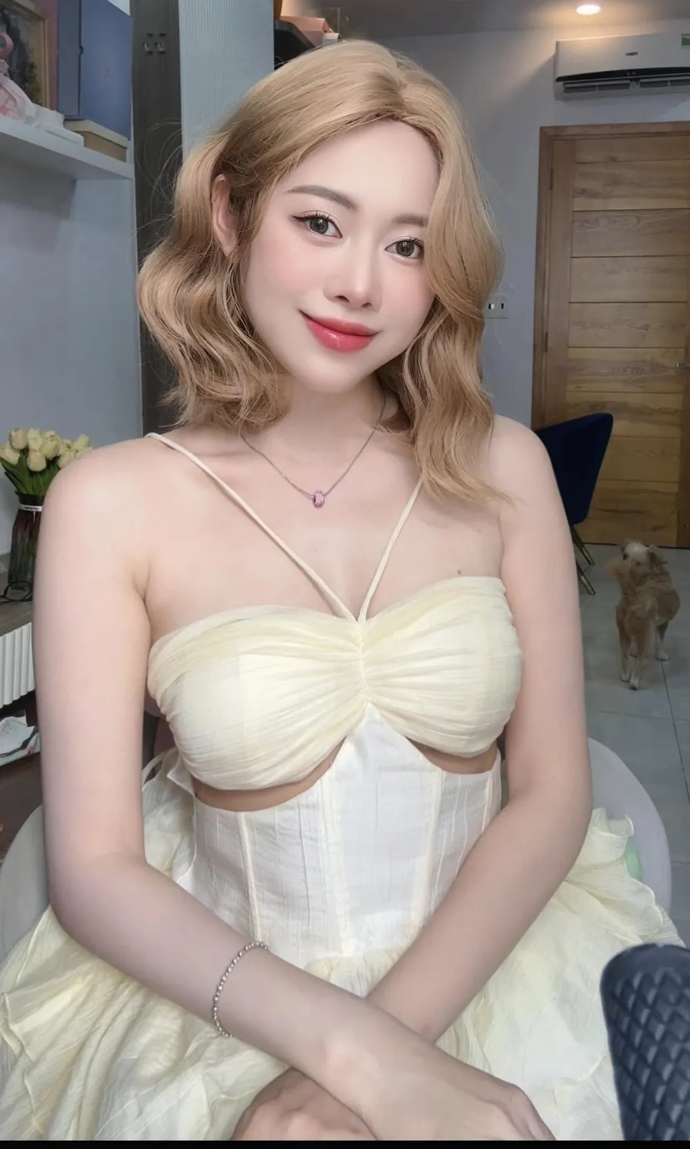 Tổng hợp ảnh Việt Phương Thoa đẹp hút mắt người xem