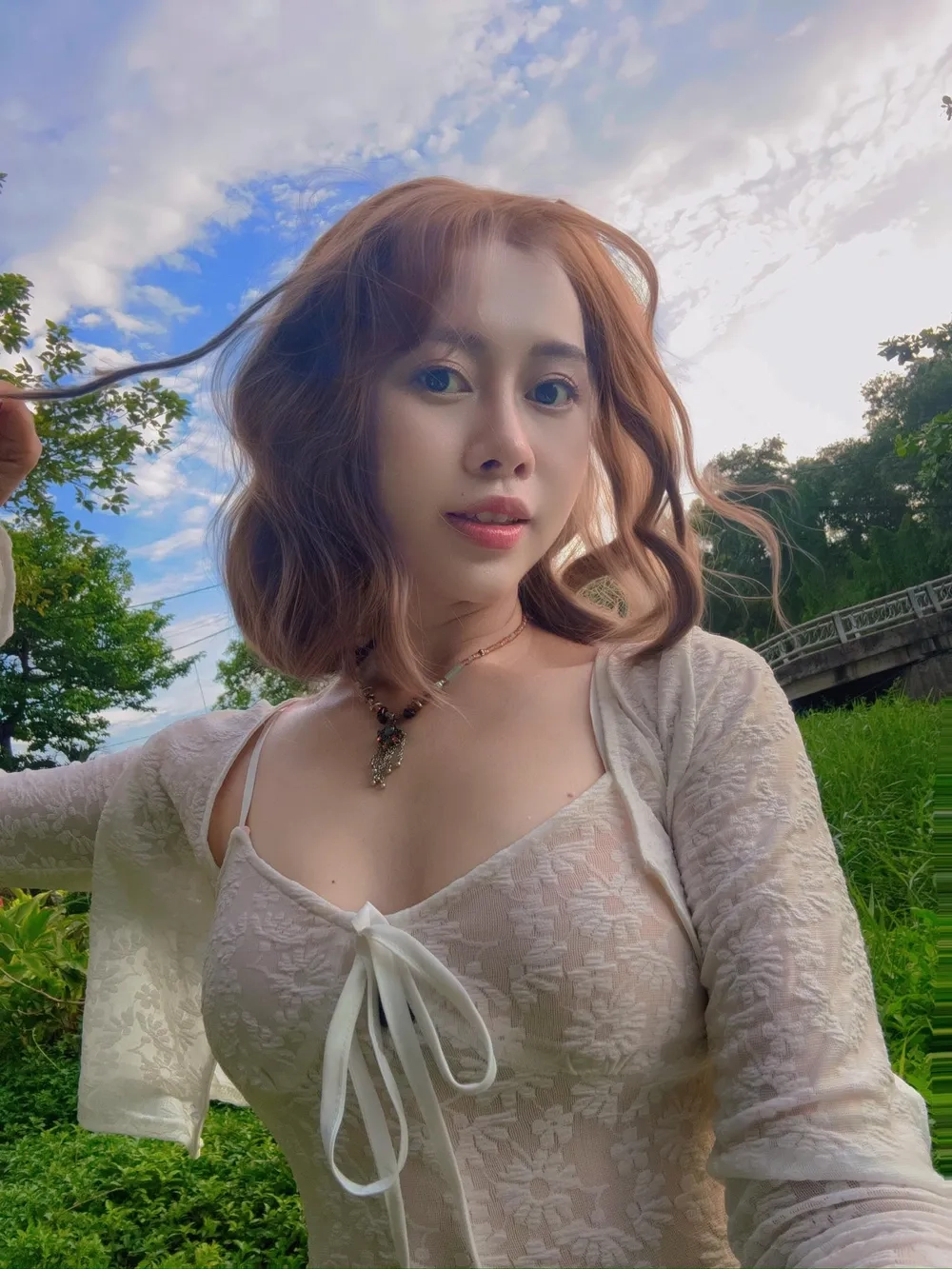 Tin đồn gây tranh cãi Việt Phương Thoa phẫu thuật thẩm mỹ