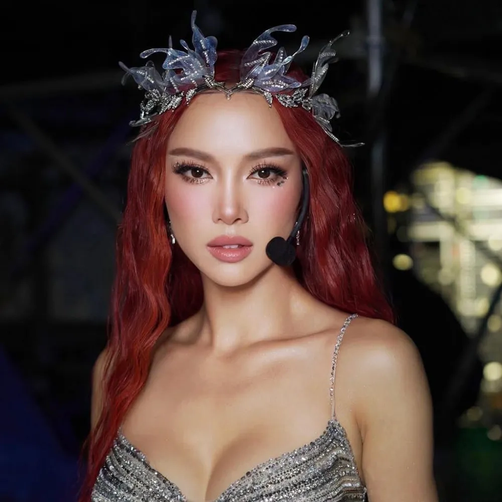 Fan ngỡ ngàng với Vũ Ngọc Anh hát