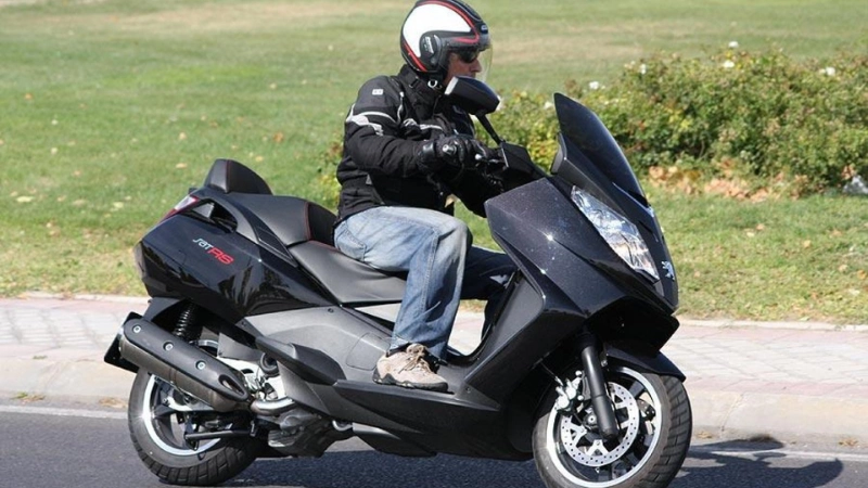 Bảng giá xe Peugeot Satelis RS 400