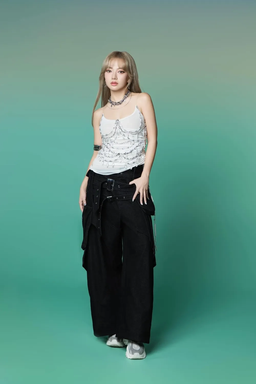 Trổ tài cùng ca từ cực chất Xuân Nghi rap