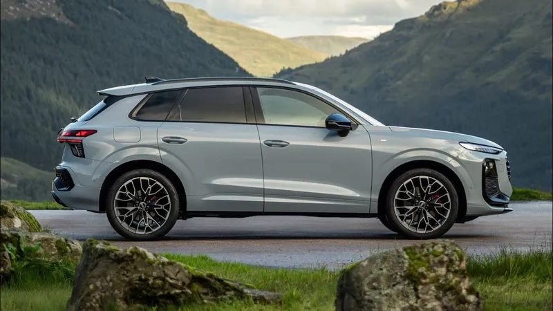 Đánh giá Audi Q3 2026 qua hình ảnh thực tế sắc nét