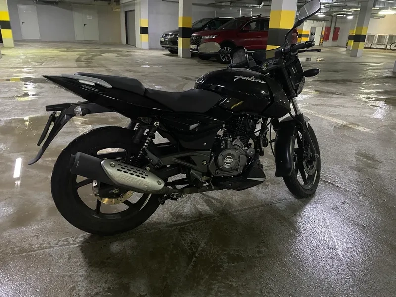 Bajaj pulsar 150 classics 2026 tại Việt Nam nổi bật trong phân khúc
