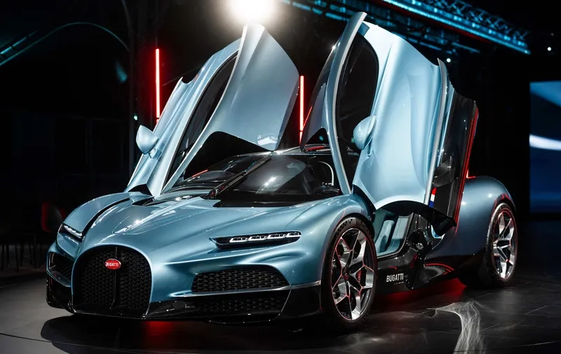 Bugatti Tourbillon tỏa sáng với cảm hứng jacob co bugatti