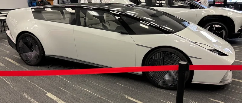 Honda 0 saloon ra mắt với nhiều công nghệ tự lái mới