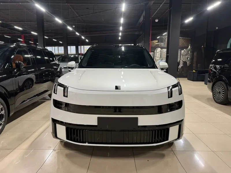 Công nghệ xanh trên Lynk & Co 900 hybrid