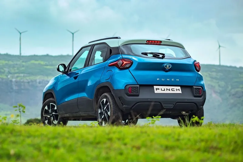Xe SUV cỡ nhỏ Tata Punch tiện lợi cho đô thị và gia đình