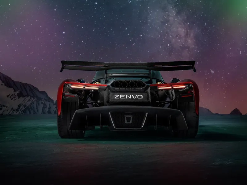 Zenvo Aurora tốc độ tối đa khiến fan kinh ngạc