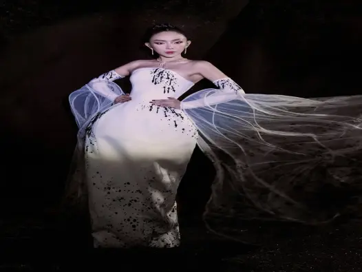 Tổng hợp ảnh Tóc Tiên mới nhất khiến fan mê mẩn không rời