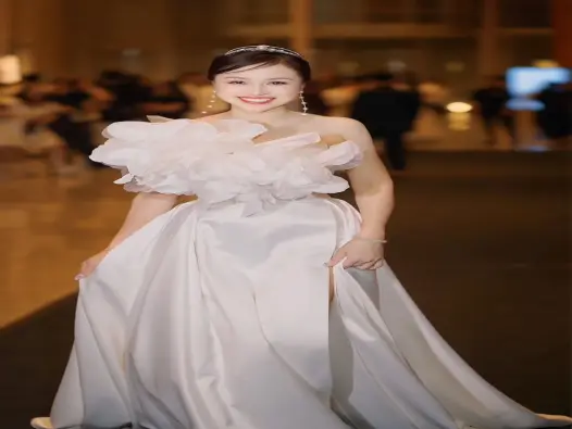 Cập nhật loạt ảnh Vân Hugo mới nhất khiến fan xuýt xoa